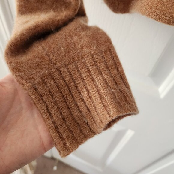 Free People Cashmere Tan Cropped Long Sleeve Sweater - Size L - Picture 8 of 8